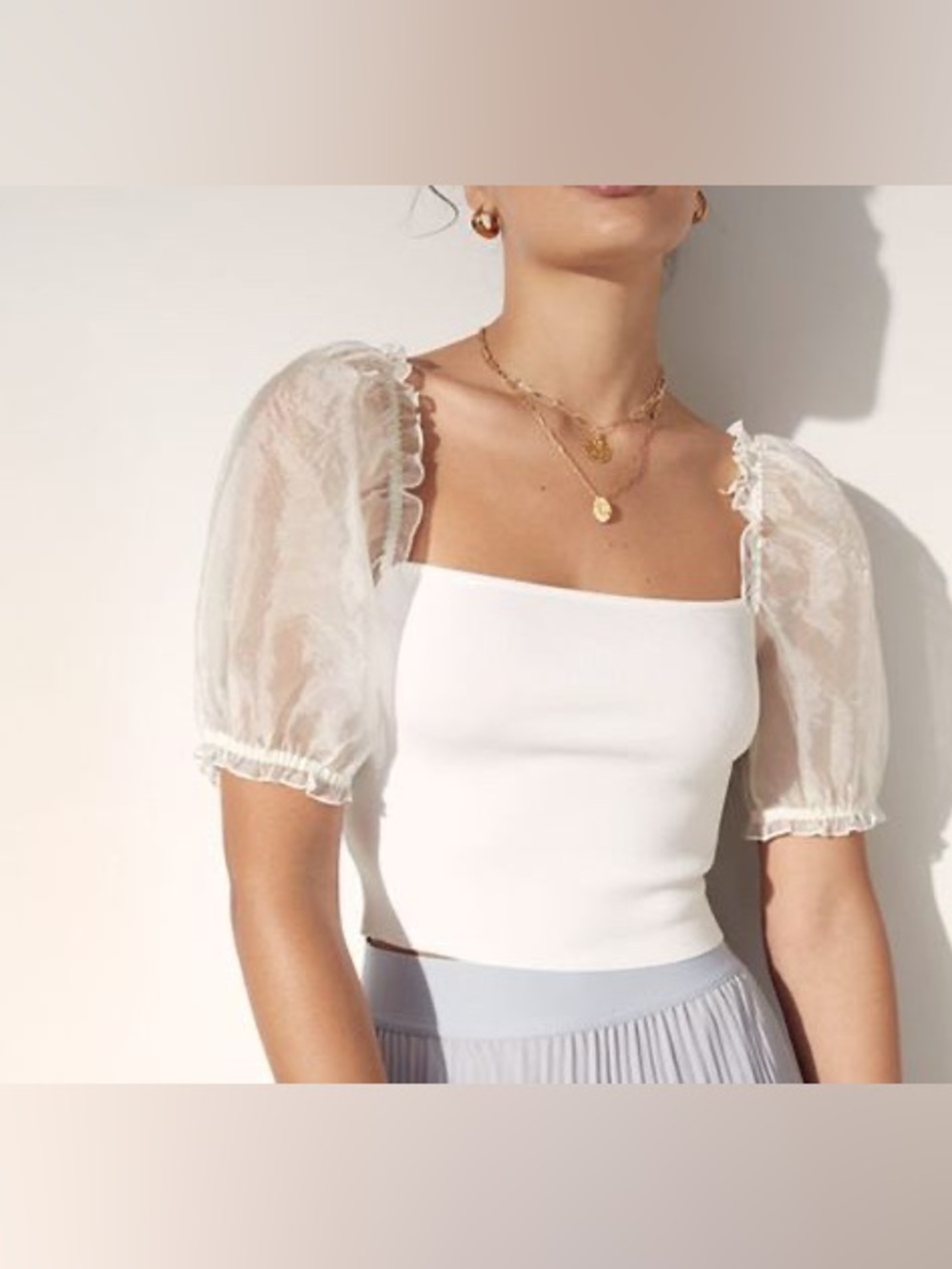 Aritzia / Wilfred white puff sleeve top